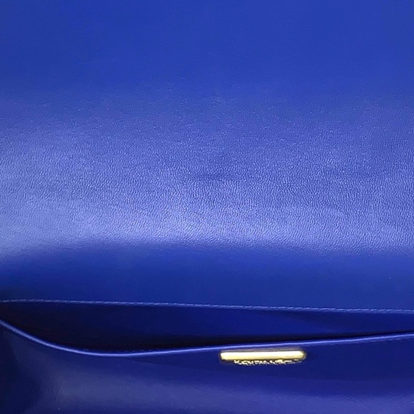 Chanel Python Medium Boy Bag - Picture 5 of 8